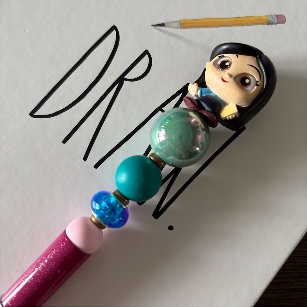 Disney Doorables: Mulan: Mulan handmade beaded pen